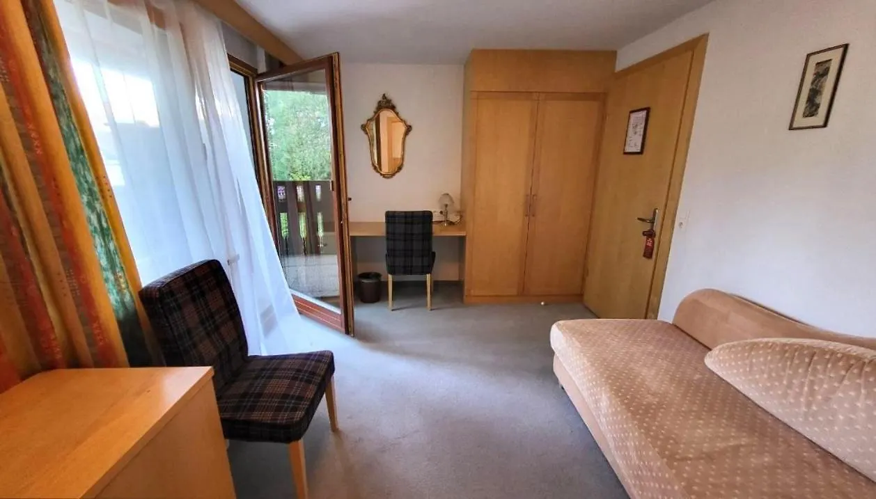 Hotel Batzenhaeusl Innsbruck 4*,  Austria