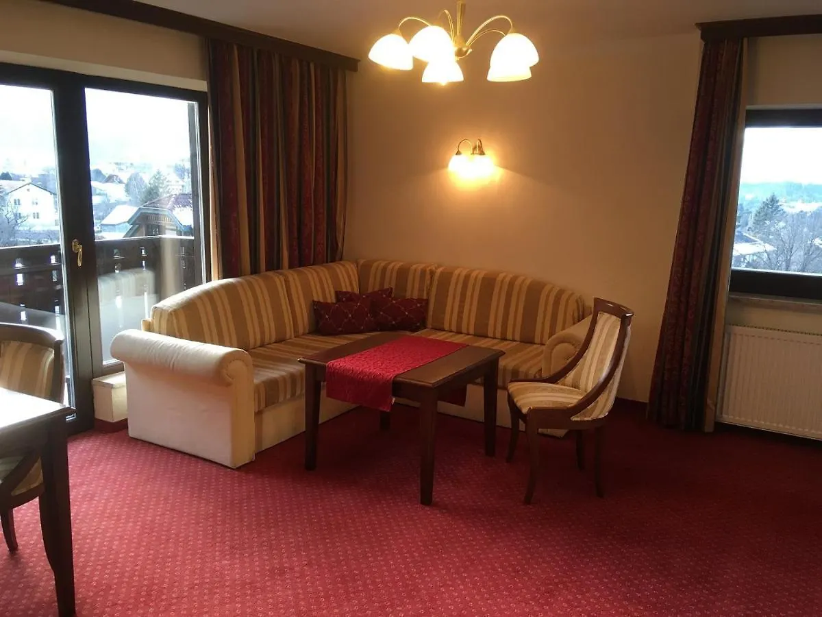 Hotel Batzenhaeusl Innsbruck 4*,